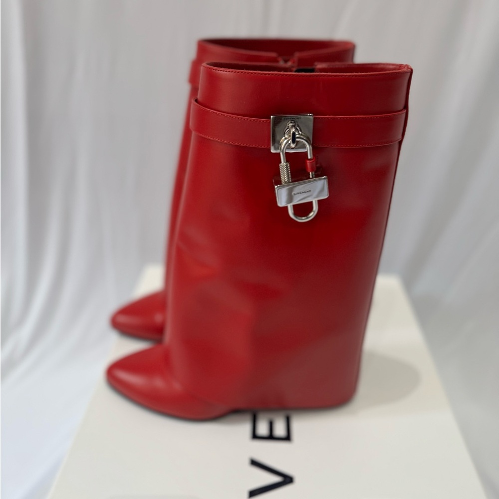 Givenchy Red Ankle Boots with Lock Detail - Picture 5 of 9